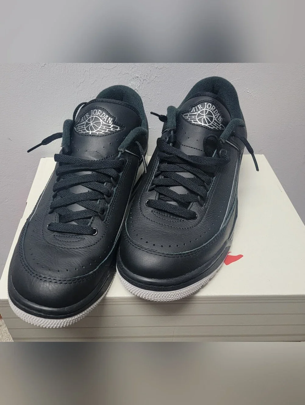 Jordan 2/3 Men's Black Low-Top Leather Sneakers Size 10.5